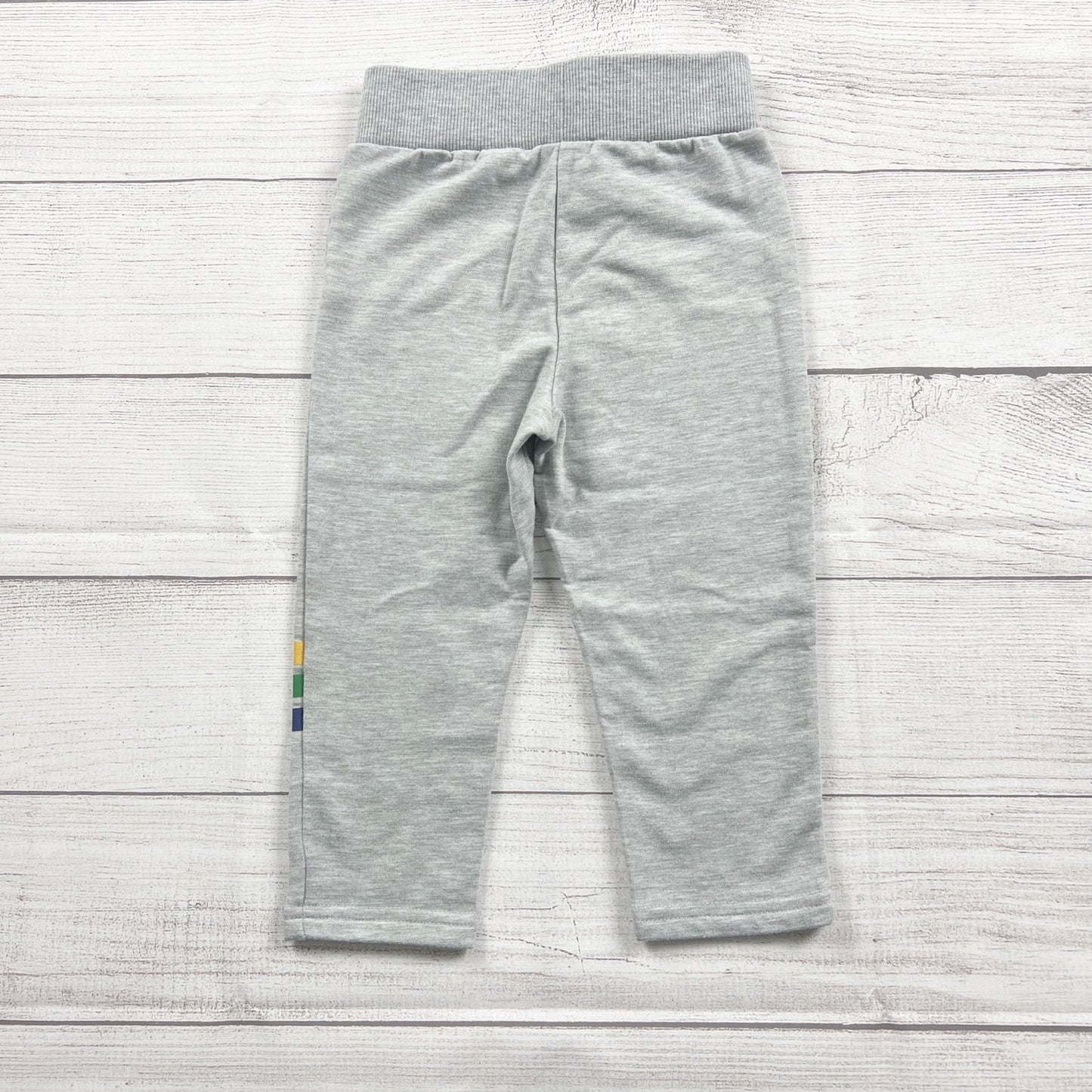 2T | Graphic Outfit