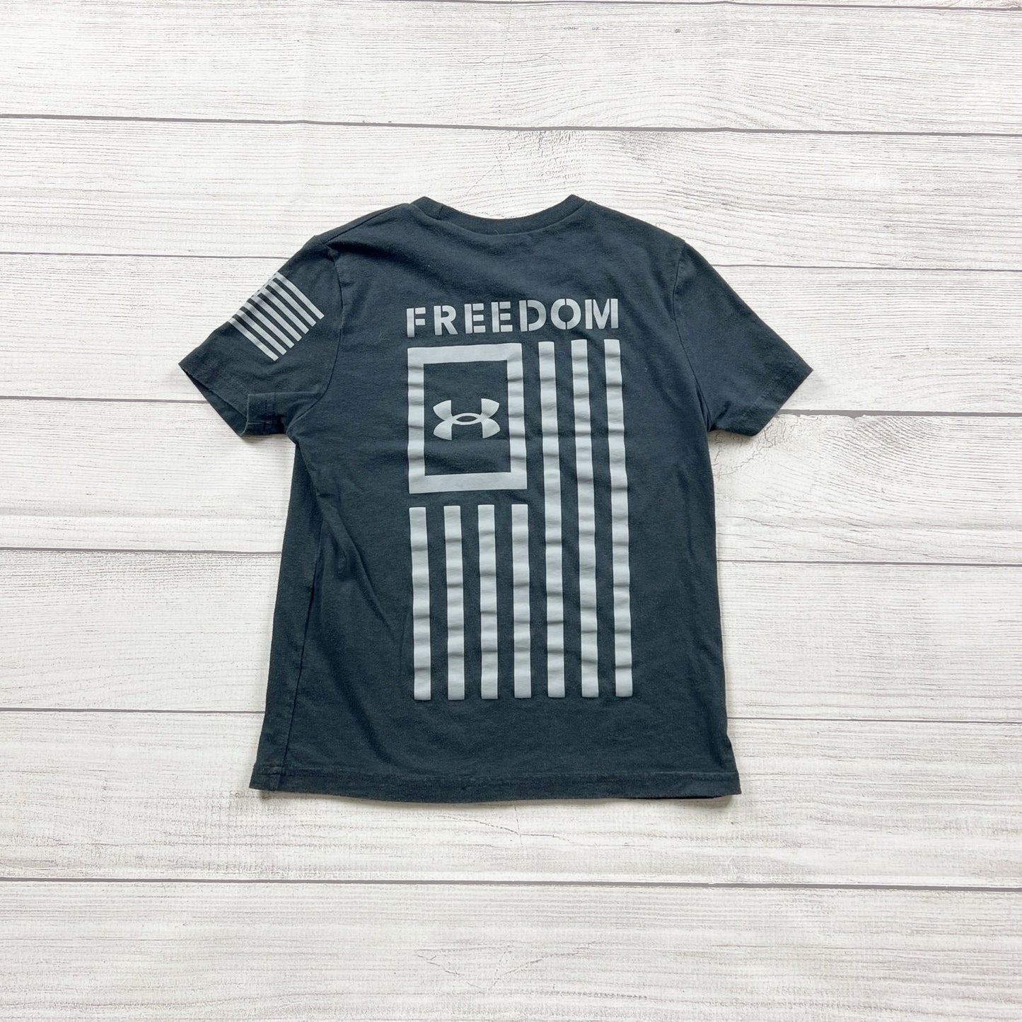 Under Armour Freedom T-Shirt Short Sleeve Graphic Tee YXS XS