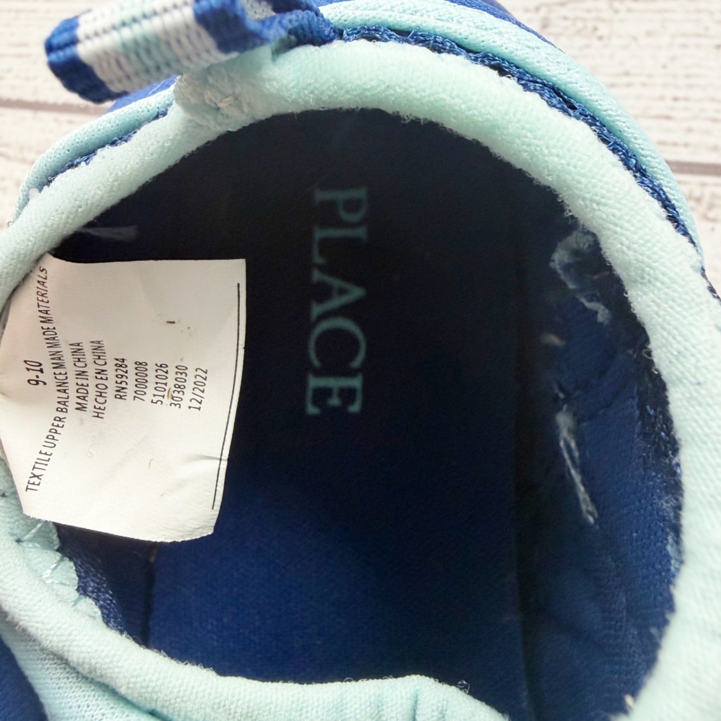 Children’s Place Kids Water Shoes Slip On Swim Beach Shoes 9-10