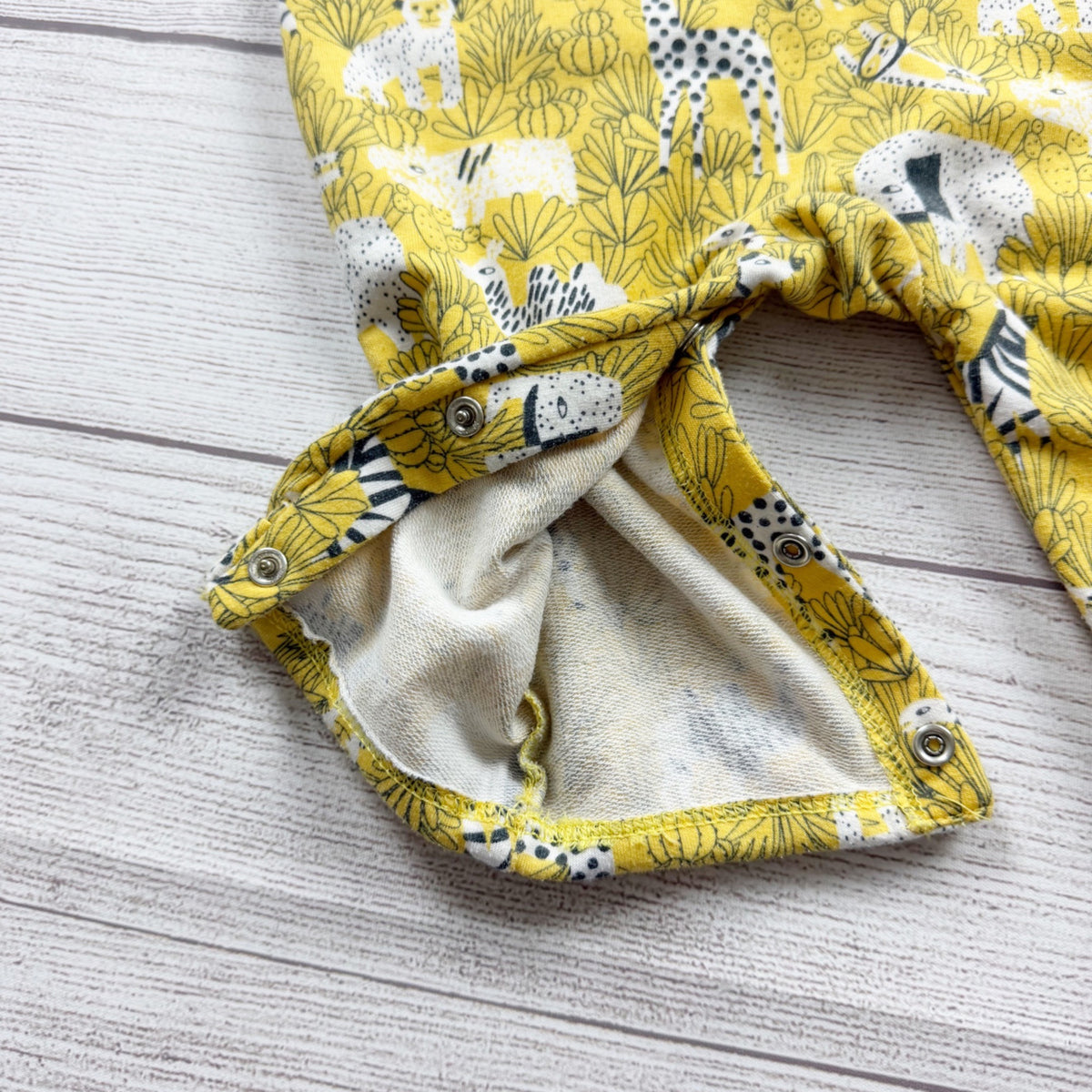 Wonder Nation Baby Yellow Jungle Print Overalls 6-9 Months
