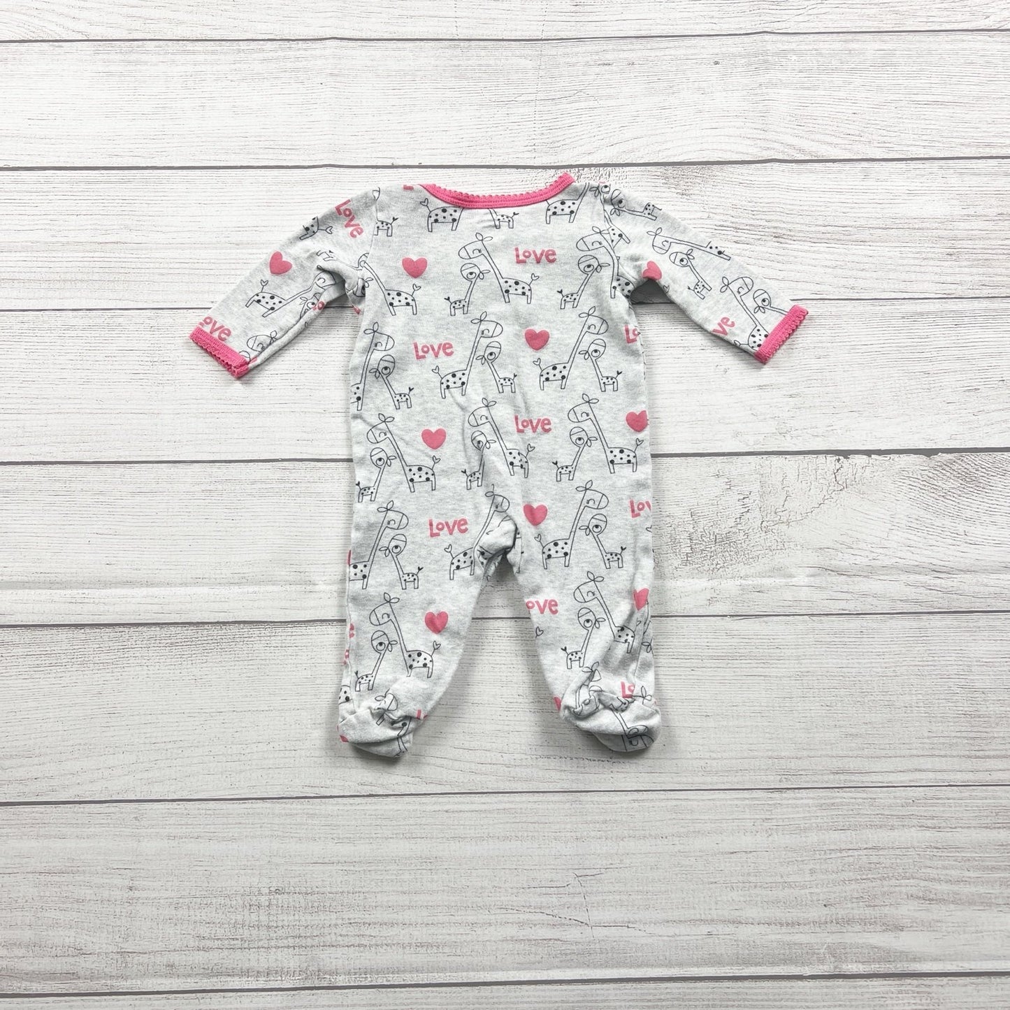 Koala Baby Sleeper “Love” Giraffe Print Footed Pajamas 0-3 Months