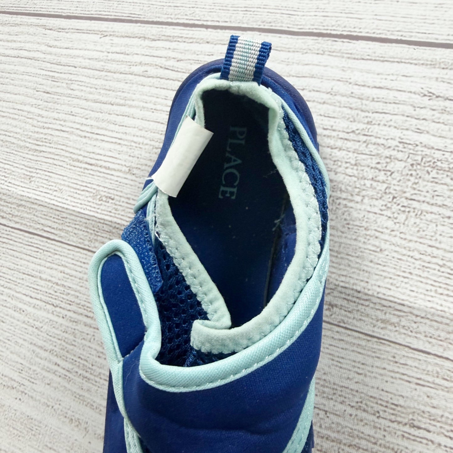 Children’s Place Kids Water Shoes Slip On Swim Beach Shoes 11-12