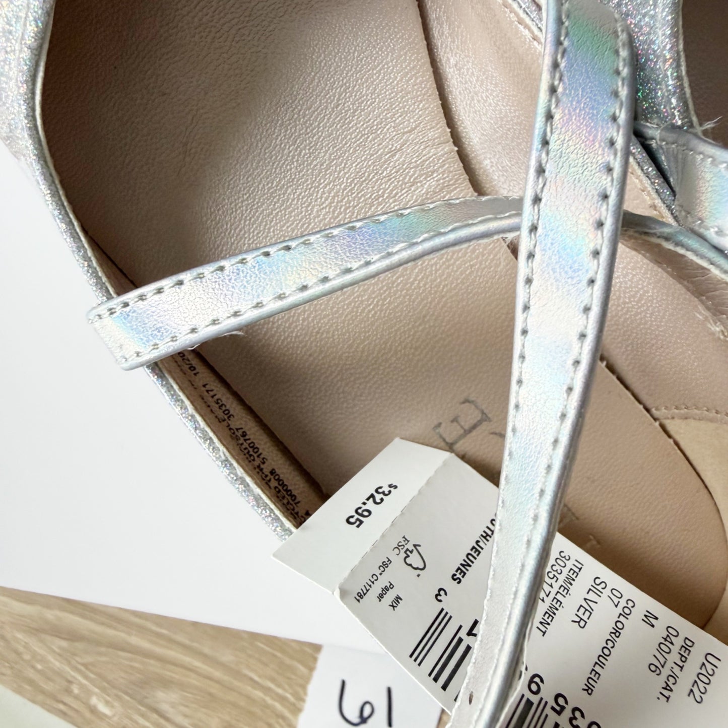The Children’s Place Silver Glitter Mary Jane Flats Strap Dress Shoes NWT 11