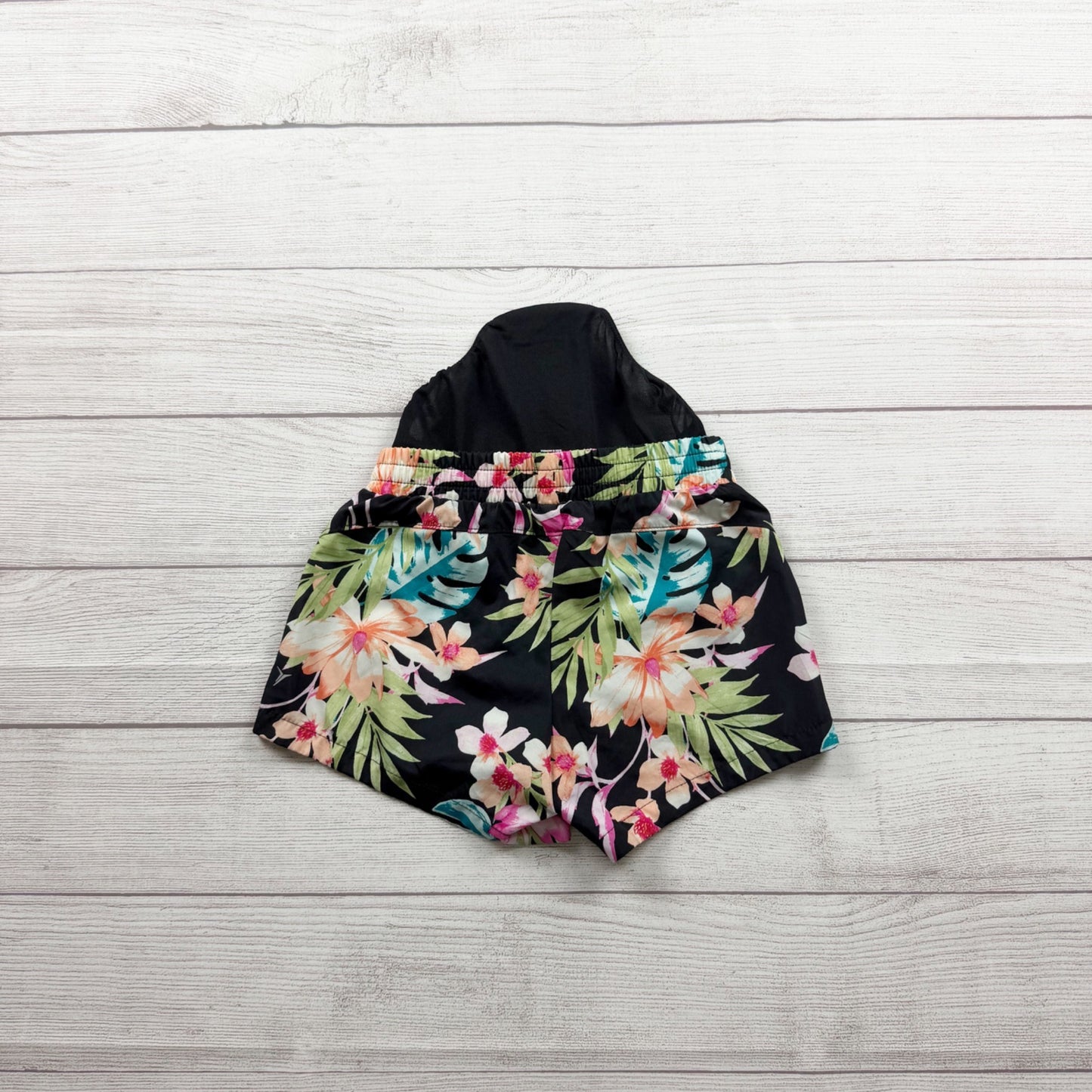 Old Navy Active Girlss Floral Print Go-Dry Athletic Shorts Black Multi M 8