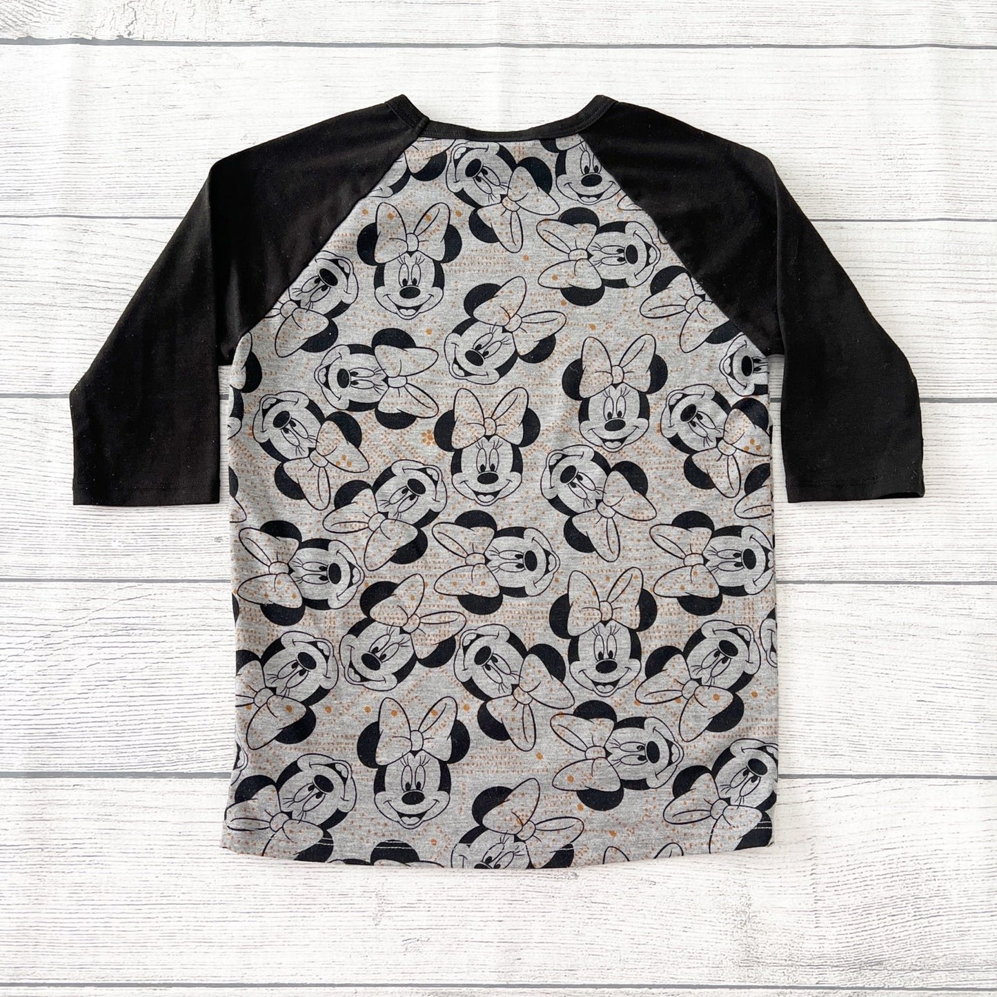 LuLaRoe Disney Minnie Mouse Raglan Shirt Girls 3/4 Sleeve Bow Print Top 4