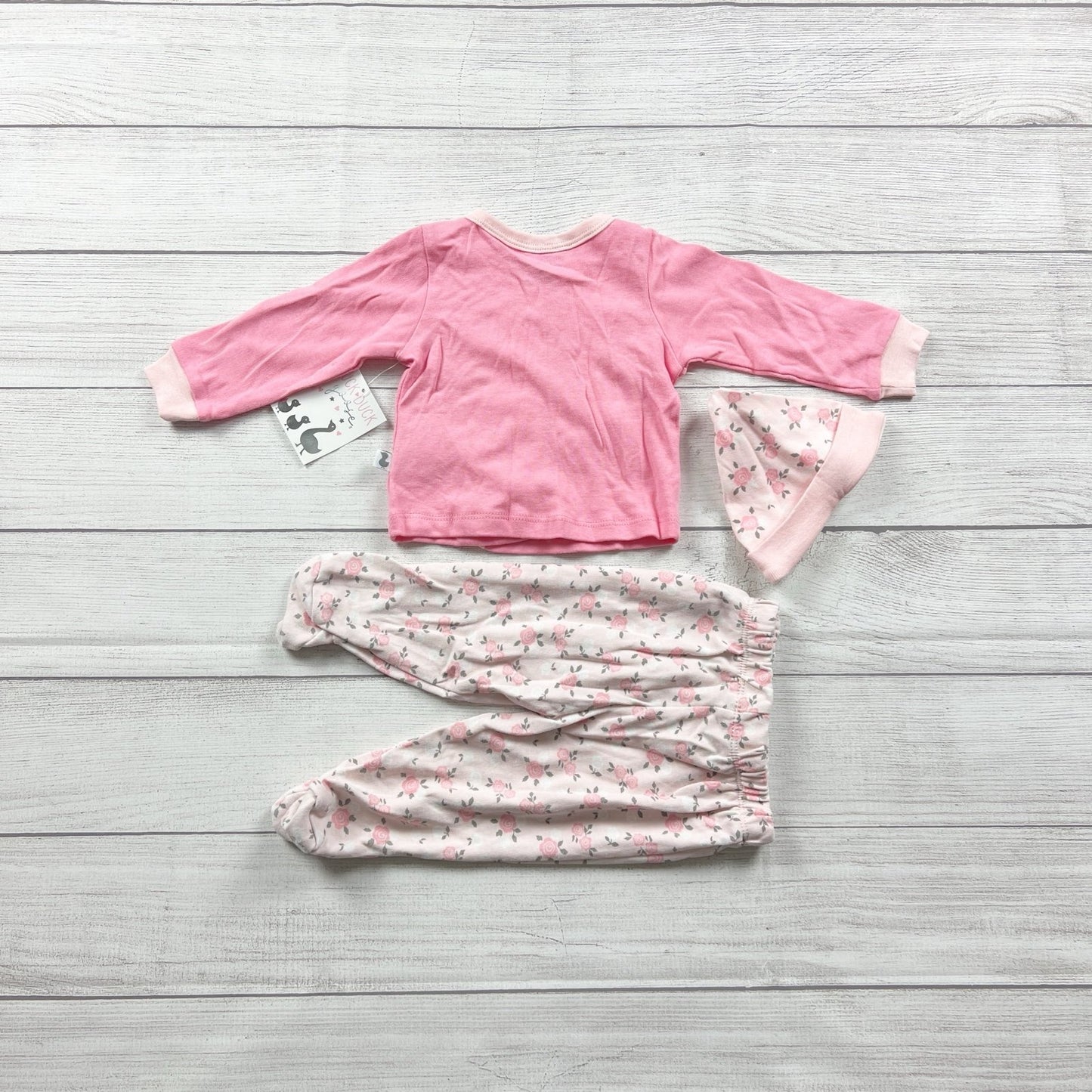 Duck Duck Goose Baby Outfit Set Bear Wrap Top Pants Hat 3-Piece NWT 6-9 Months
