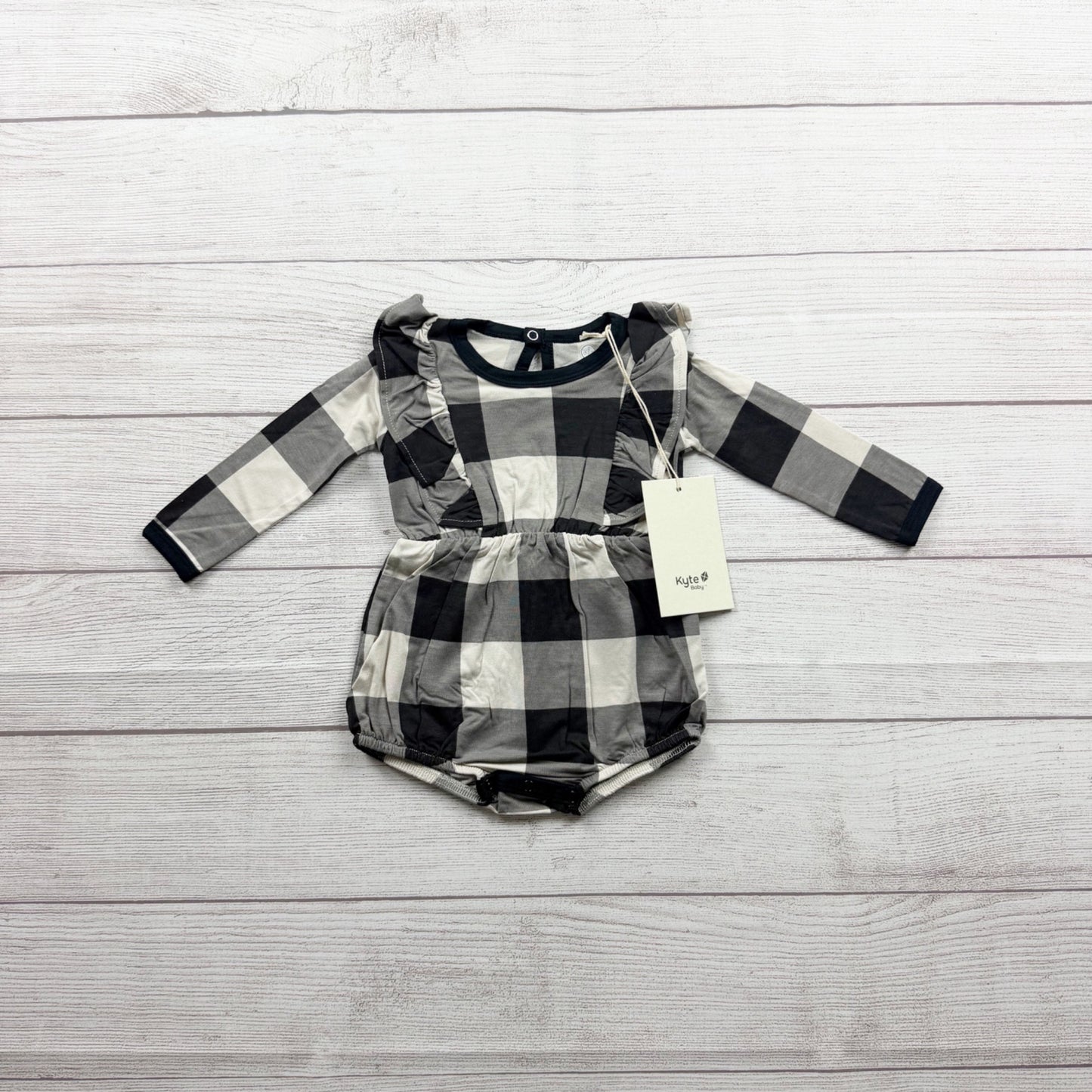 Kyte Baby Plaid Long Sleeve Romper Ruffle Accent NWT 3-6 Months