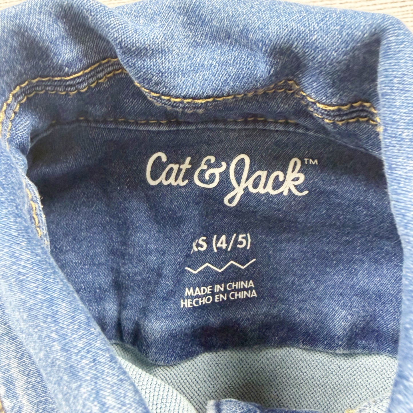 Cat & Jack Girls Denim Jacket Blue Snap Front Jean Jacket XS 4-5