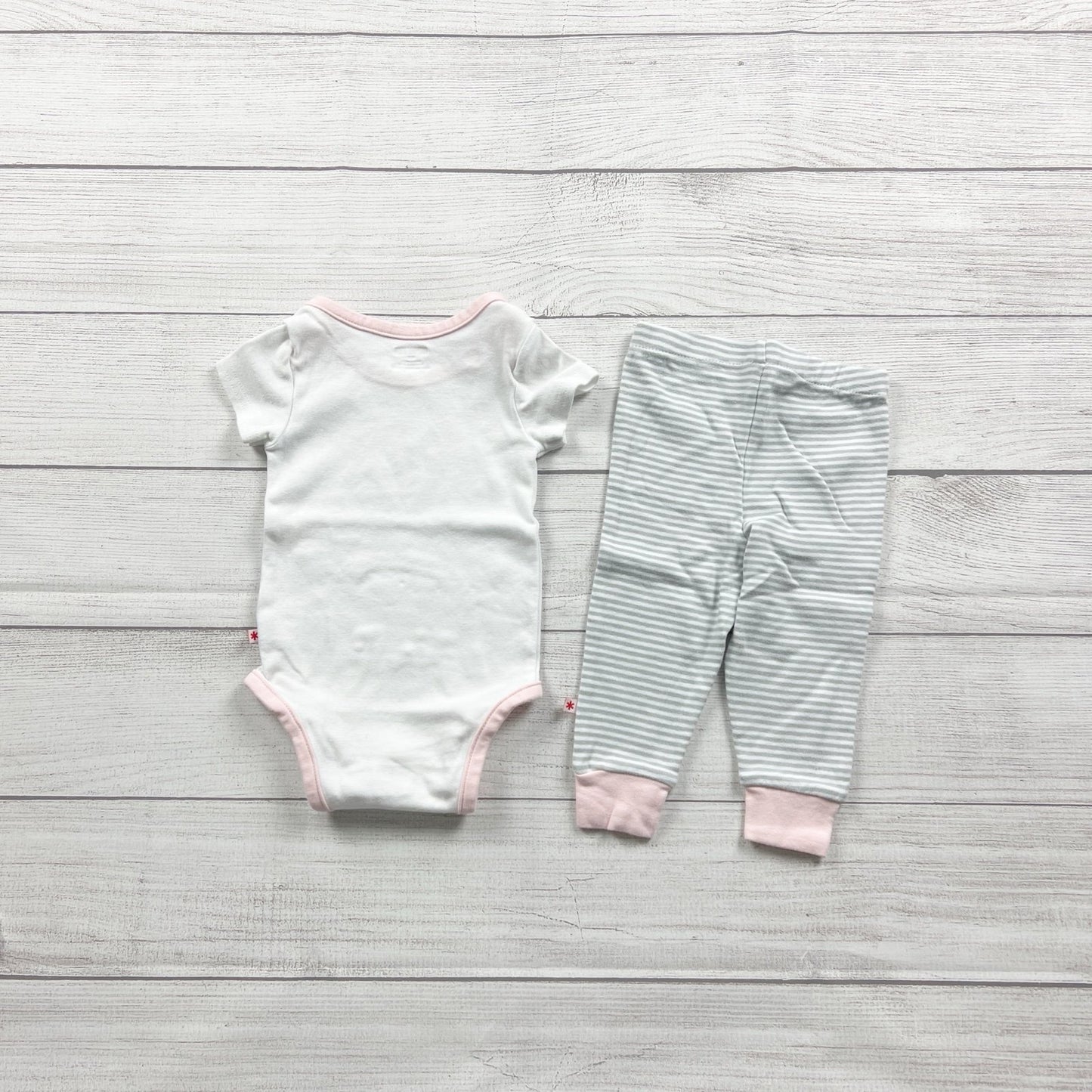 Skip Hop Baby 2 Piece Outfit Dream Print Bodysuit Striped Pants 6-9 Months