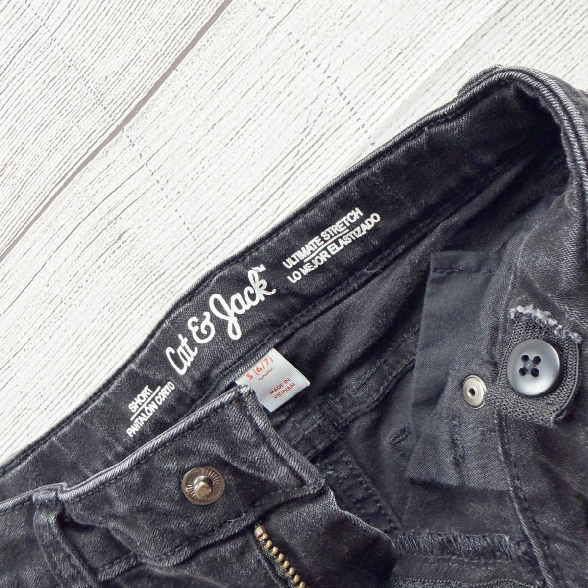 Cat & Jack Girls Black Denim Ultimate Stretch Frayed Hem Shorts S 6-7