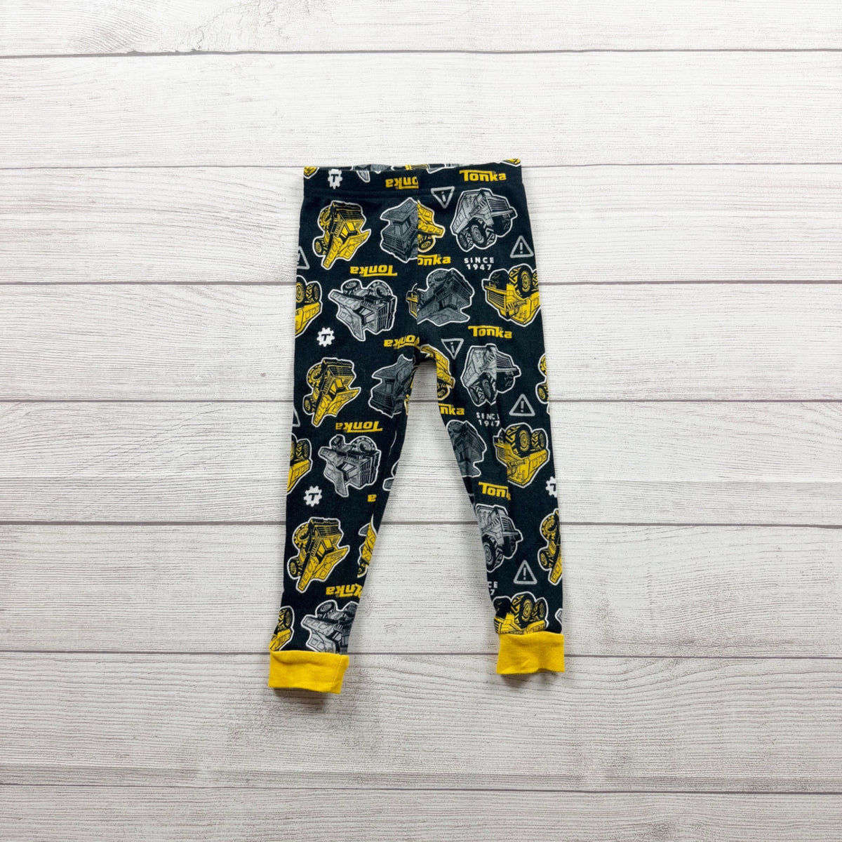 Tonka Toddler Boys Pajama Set Long Sleeve Top Yellow Cuffs Construction Print 3T