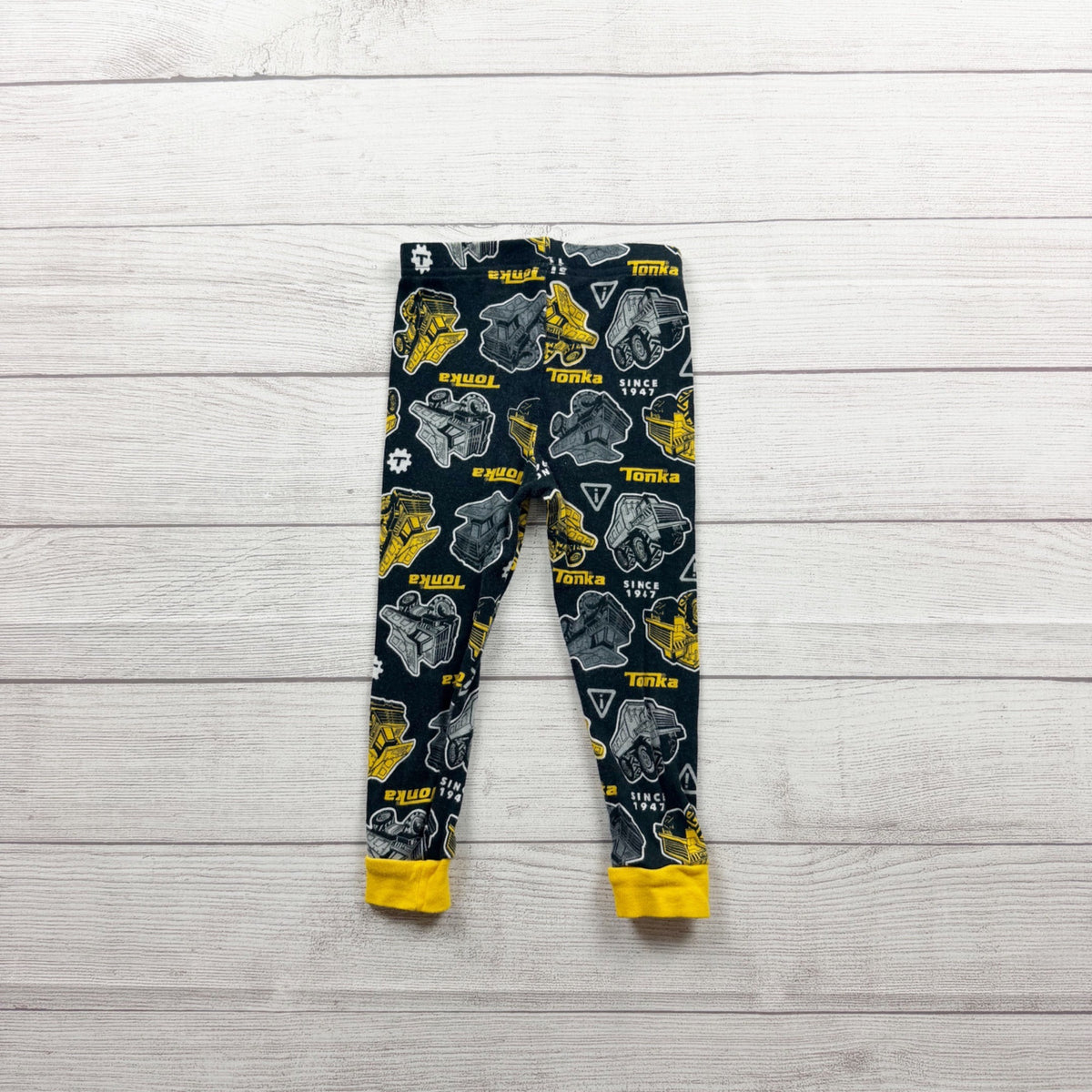 Tonka Toddler Boys Pajama Set Long Sleeve Top Yellow Cuffs Construction Print 3T