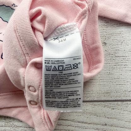 Old Navy Graphic Baby Bodysuit "Strong Girls Make A Strong World" 3-6 Months