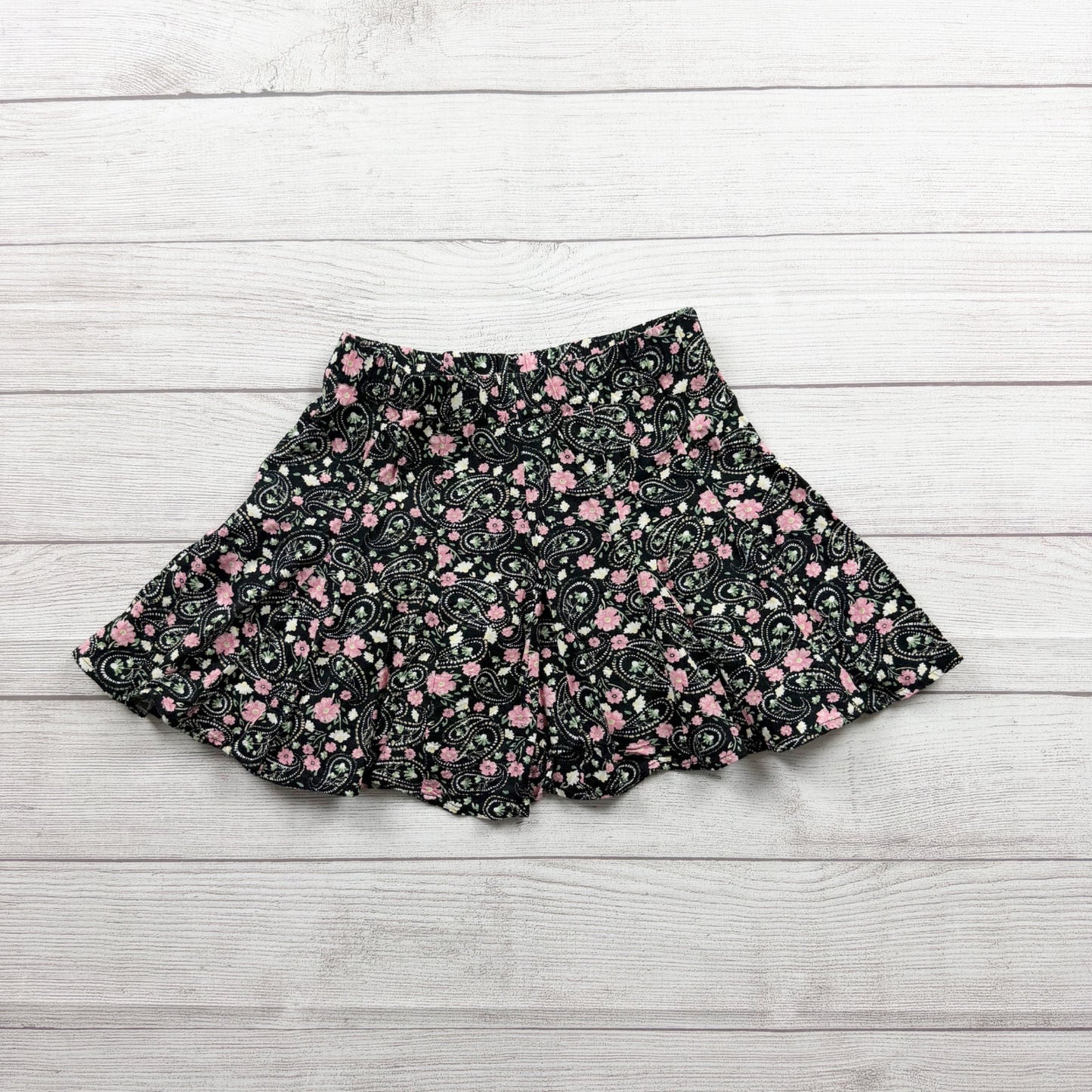 Belle du Jour Girls Floral Paisley Skirt Black Pink Flowy Pull On M
