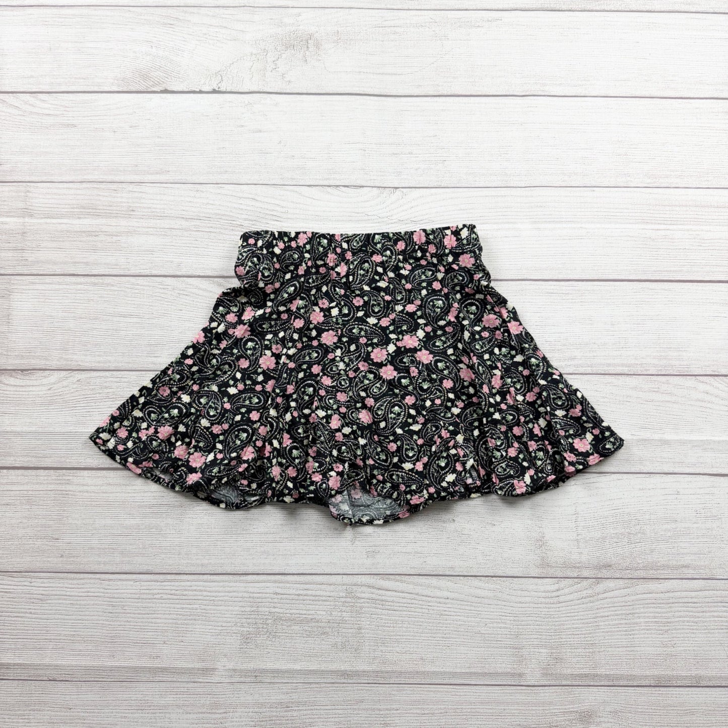 Belle du Jour Girls Floral Paisley Skirt Black Pink Flowy Pull On M