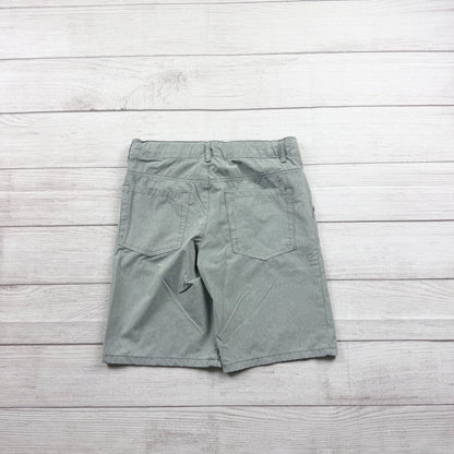 12 | Solid Shorts