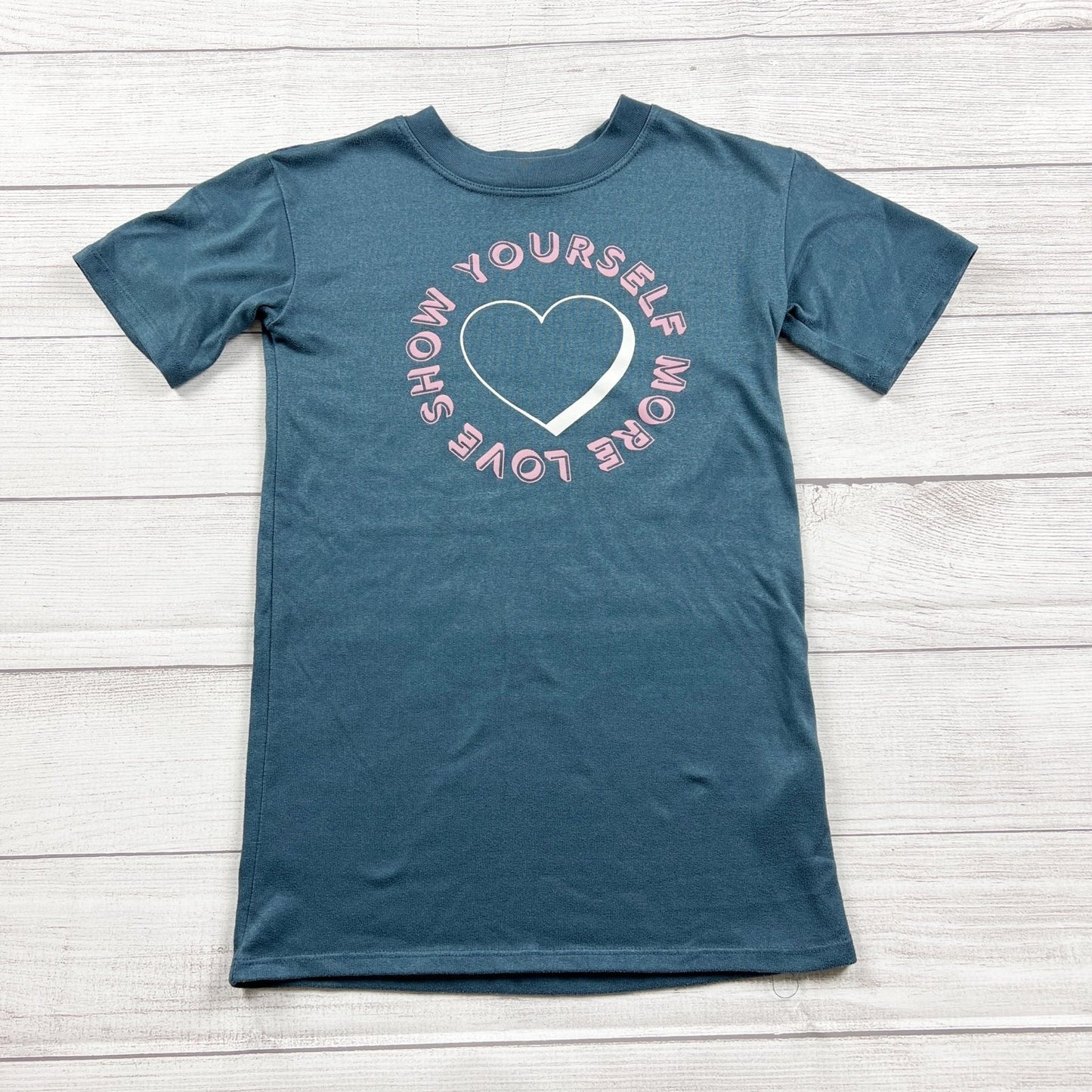 6 | Graphic Nightgown