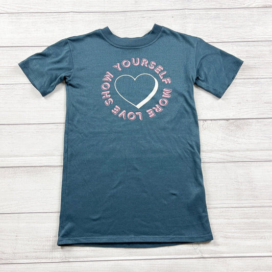 6 | Graphic Nightgown