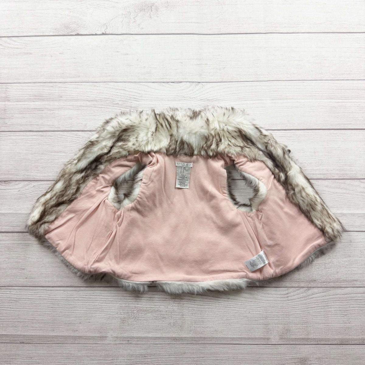 Max Studio Kids Faux Fur Sleeveless Toggle Vest 18-24 Months