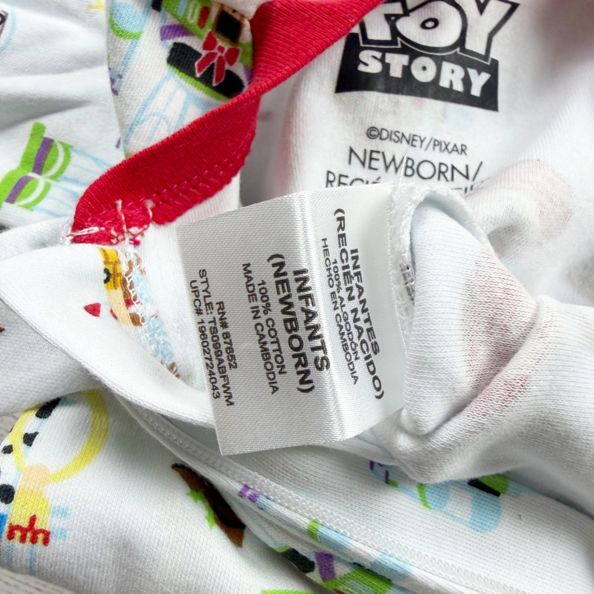 Disney Pixar Toy Story Footed Sleeper Pajamas White Full Zip Newborn