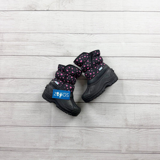 8 | Print Snow Boots