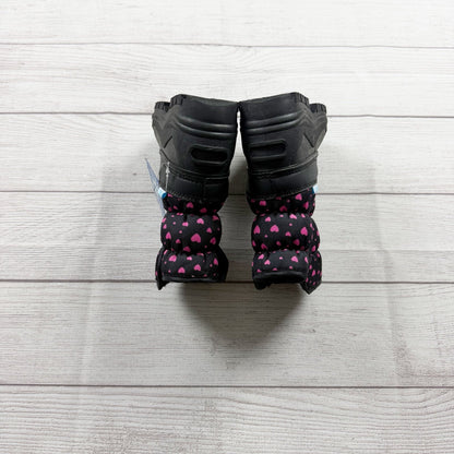 8 | Print Snow Boots