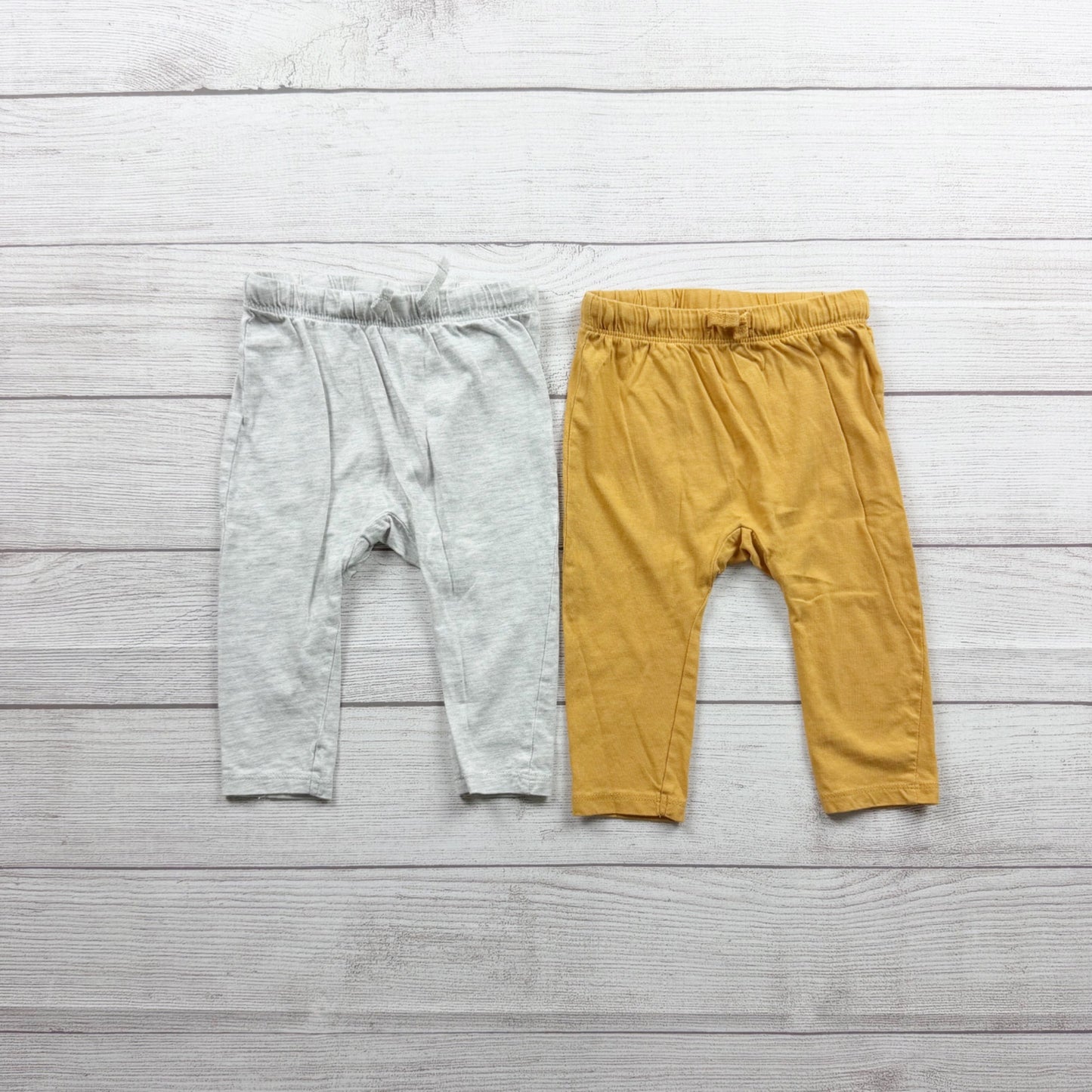 H&M Baby Elastic Waist Organic Cotton Pants 2 Pack Light Gray Yellow 9-12 Months