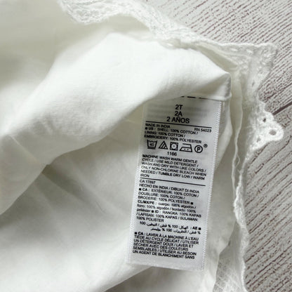 Old Navy Girls White Broderie Anglaise Bell Sleeve Dress NWT 2T