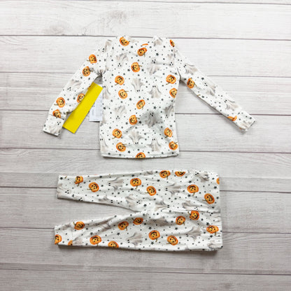Tahari Kids Halloween Pajama Set Ghost Pumpkin Print Long Sleeve Socks NWT 2T