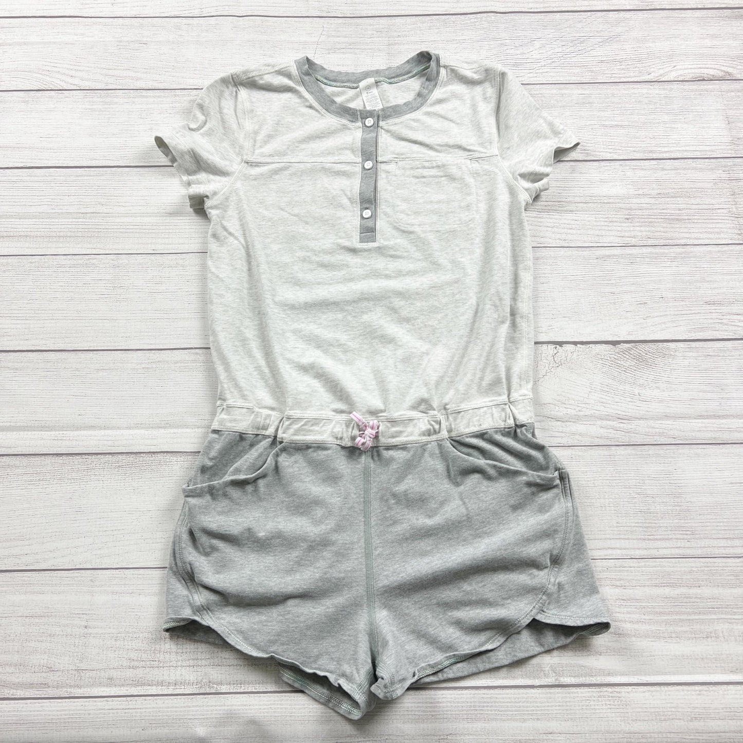 Lululemon Ivivva Girls Gray Short Sleeve Button Romper Stretchy Comfort 14