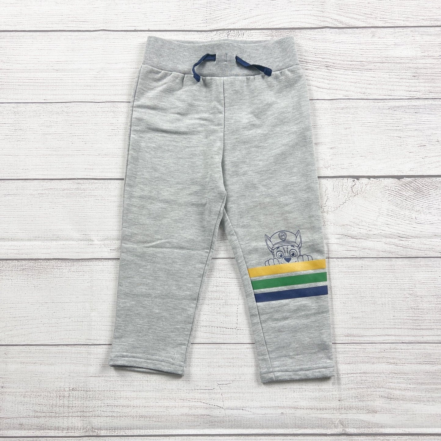 2T | Graphic Outfit