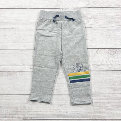 2T | Graphic Outfit