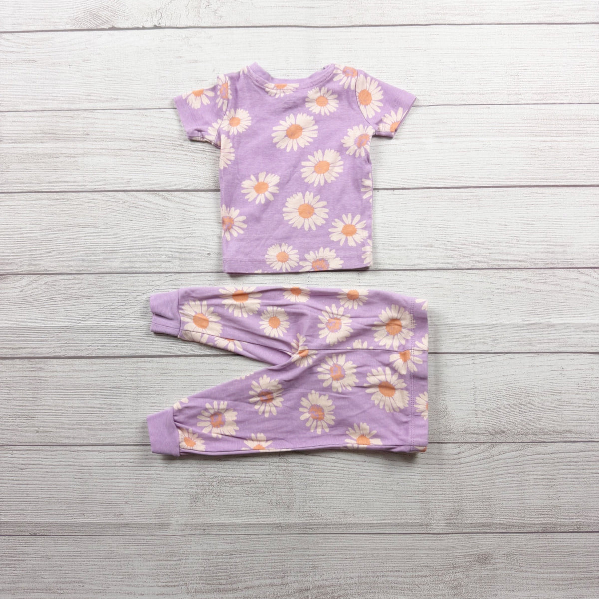 George Baby Purple Daisy Print Pajama Set Lightweight Sleepwear 6-12 Months
