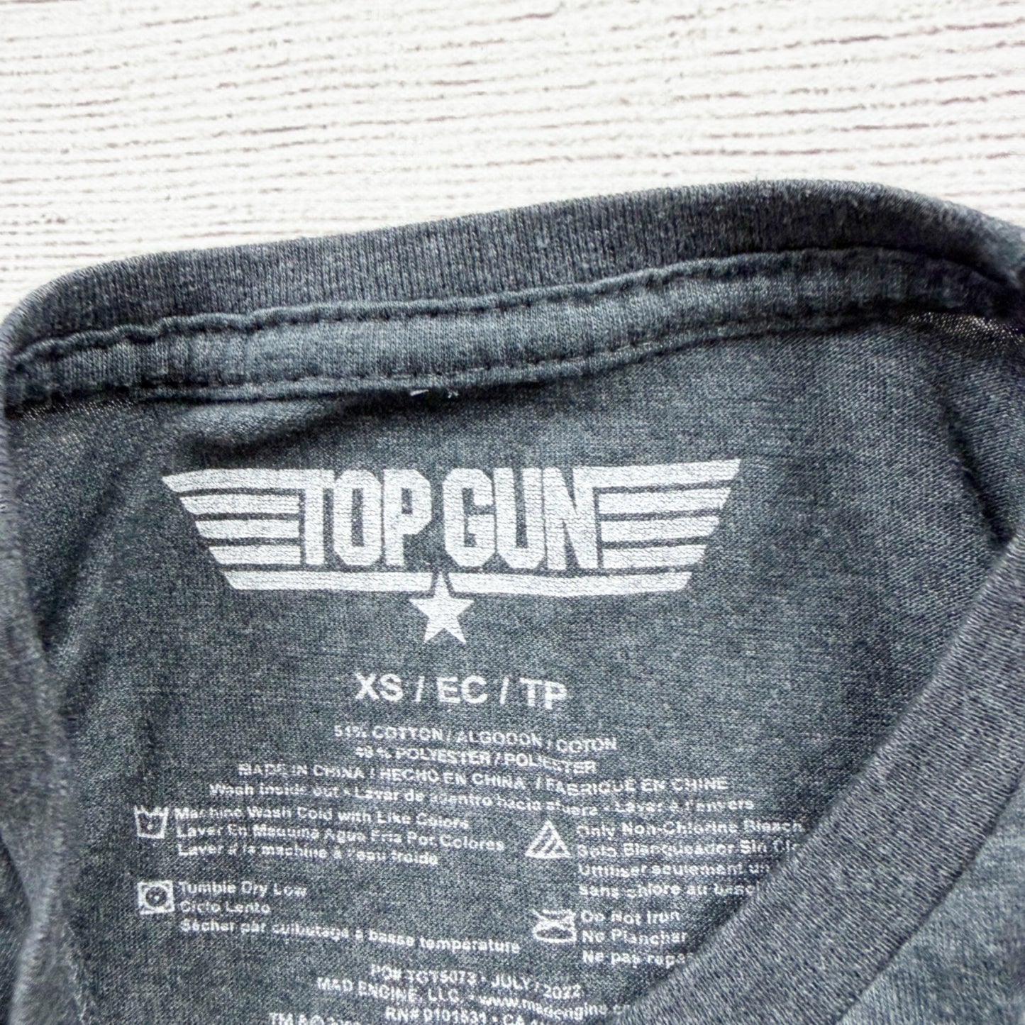 Top Gun Graphic T-Shirt Boys Short Sleeve Logo Tee Airplane Stars Shirt XS 4-5