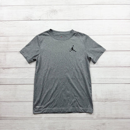 Jordan Dri-Fit Boys Gray Short Sleeve Performance Tee Lightweight M 10-12