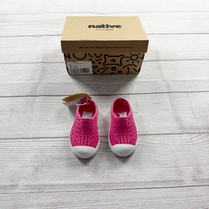 Native Jefferson Shoes Toddler Pink Slip-On Lightweight Shoes NIB NWT 4