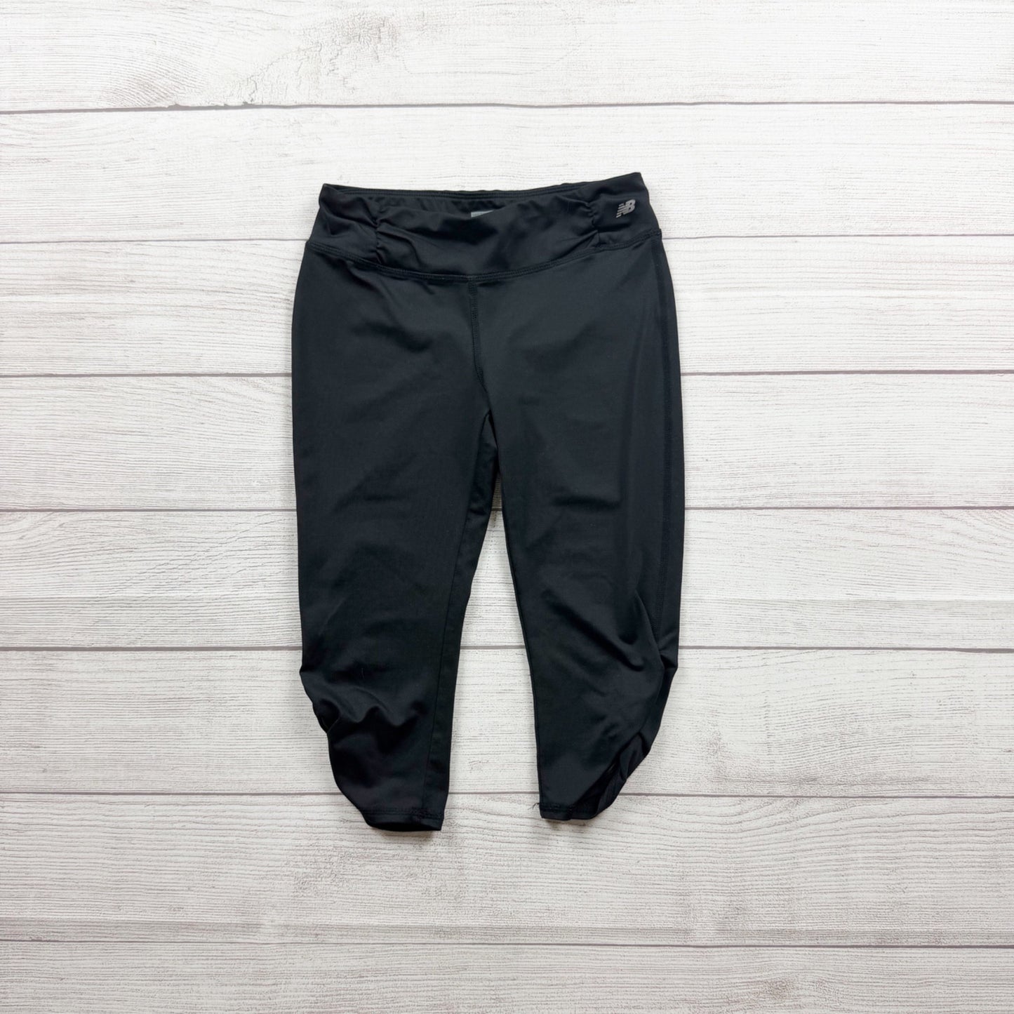 New Balance Girls Cropped Black Workout Leggings Lightweight Comfort M 7-8