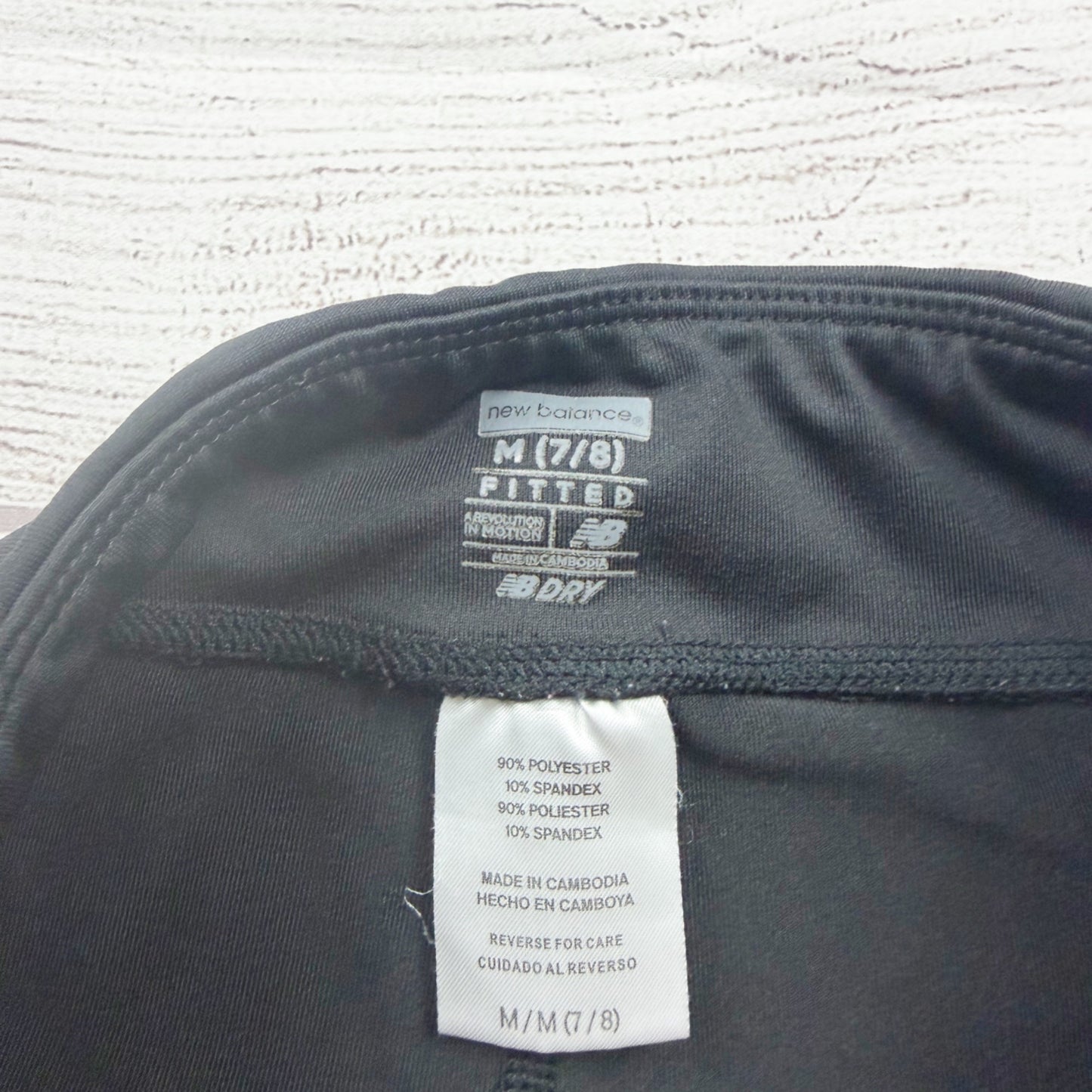 New Balance Girls Cropped Black Workout Leggings Lightweight Comfort M 7-8