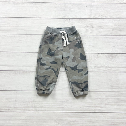 OshKosh Bgosh Infant Camouflage Joggers Sweatpants 12-18 Months