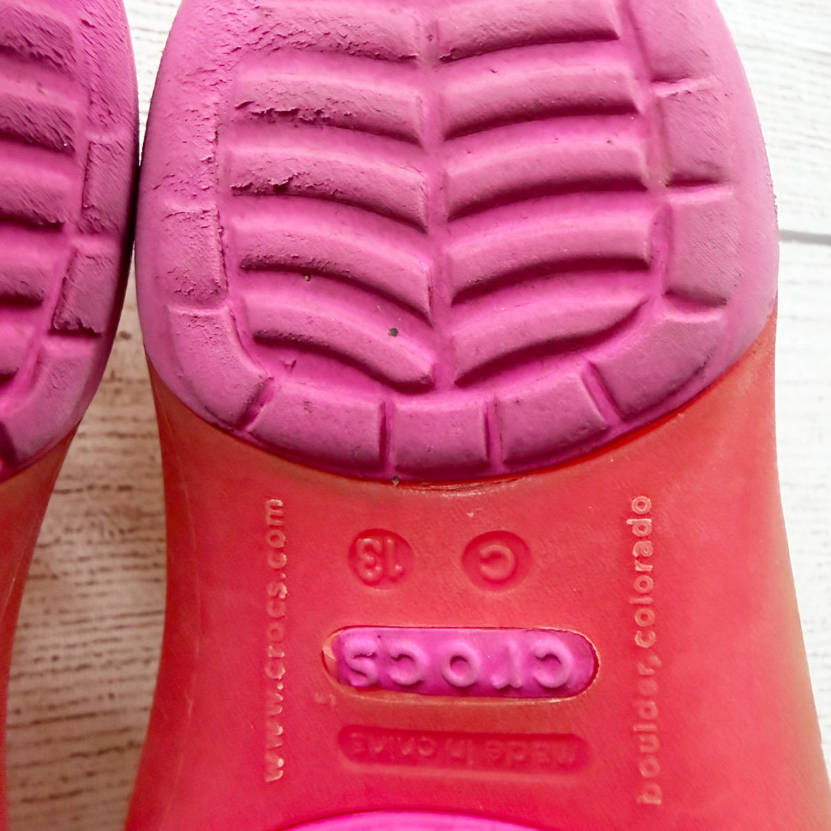 Crocs Girls Mary Jane Style Slip On Shoes Hearts Design Pink Orange US 13