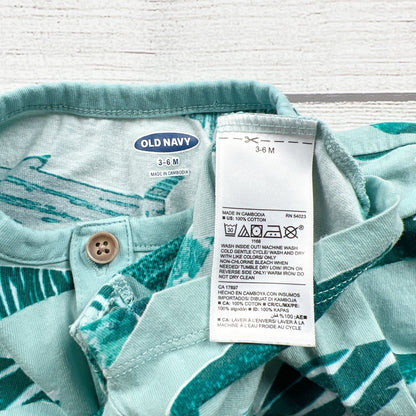 Old Navy Baby Shark Print Romper Short Sleeve Henley 3-6 Months