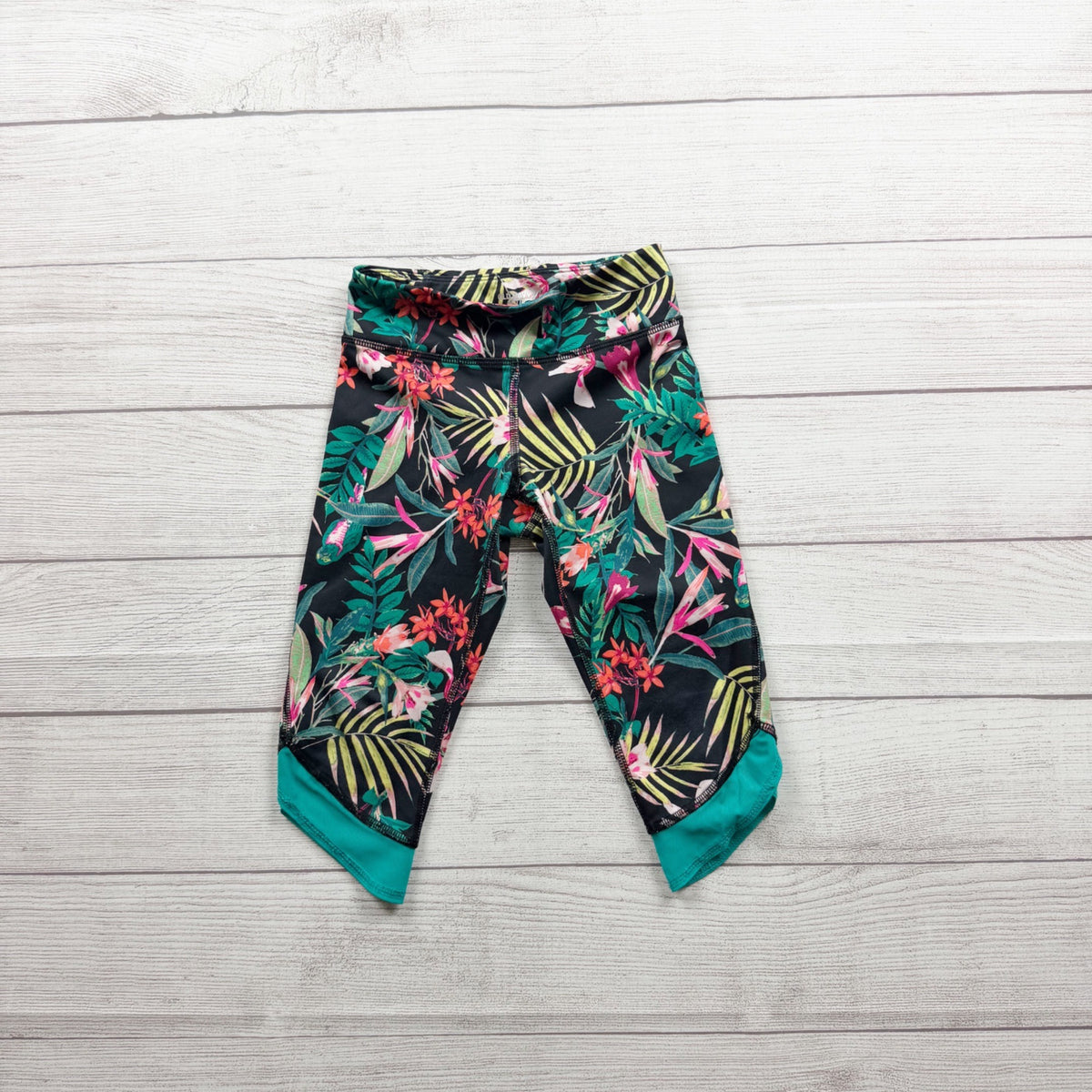 Old Navy Active Girls Tropical Print Athletic Capris Multicolor XS 5