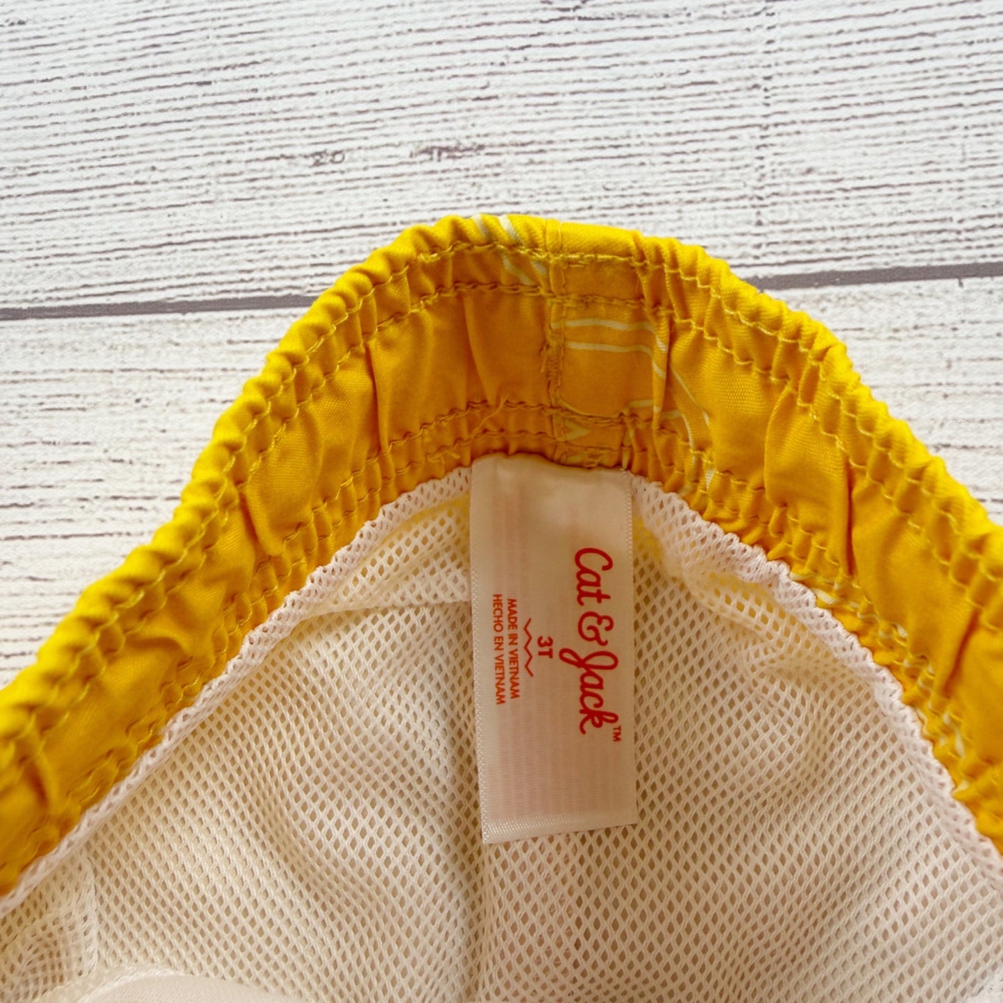 Cat & Jack Boys Yellow Swim Trunks Peace Sign Print Mesh Lining NWT 3T