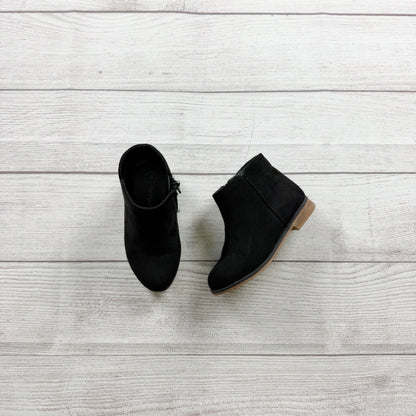 Cat & Jack Toddler Girls Black Ankle Boots  Side Zip Faux Suede Low Heel 8