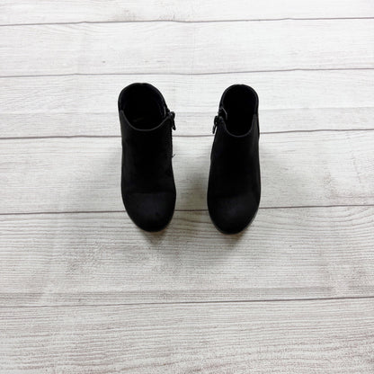 Cat & Jack Toddler Girls Black Ankle Boots  Side Zip Faux Suede Low Heel 8