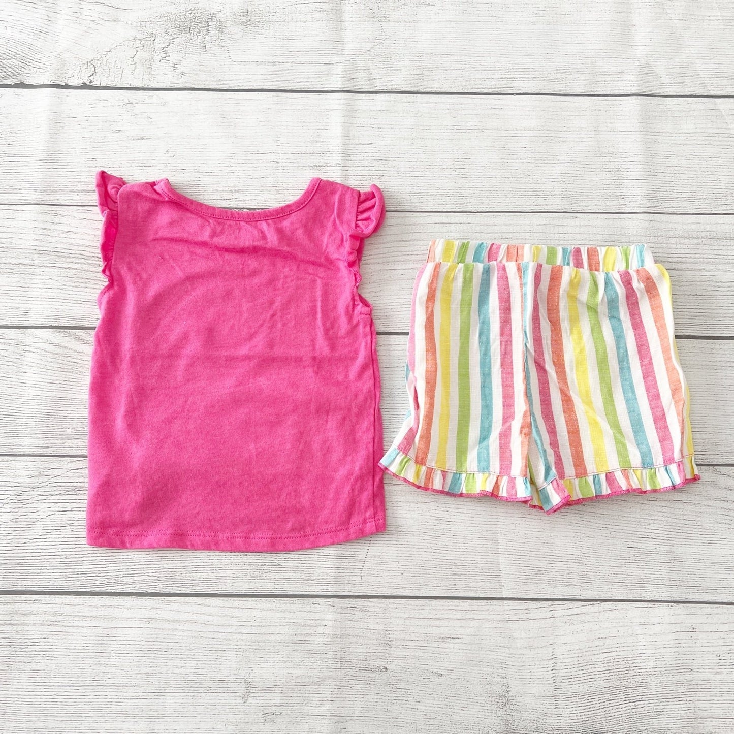 Trolls Toddler Girl 2-Piece Outfit Set Graphic Top & Rainbow Stripe Shorts 2T