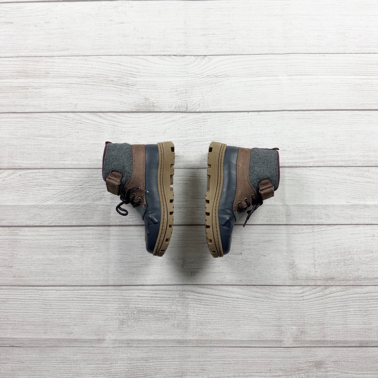 Carter's Kids Blue & Brown Duck Boots All-Weather Lace-Up 13