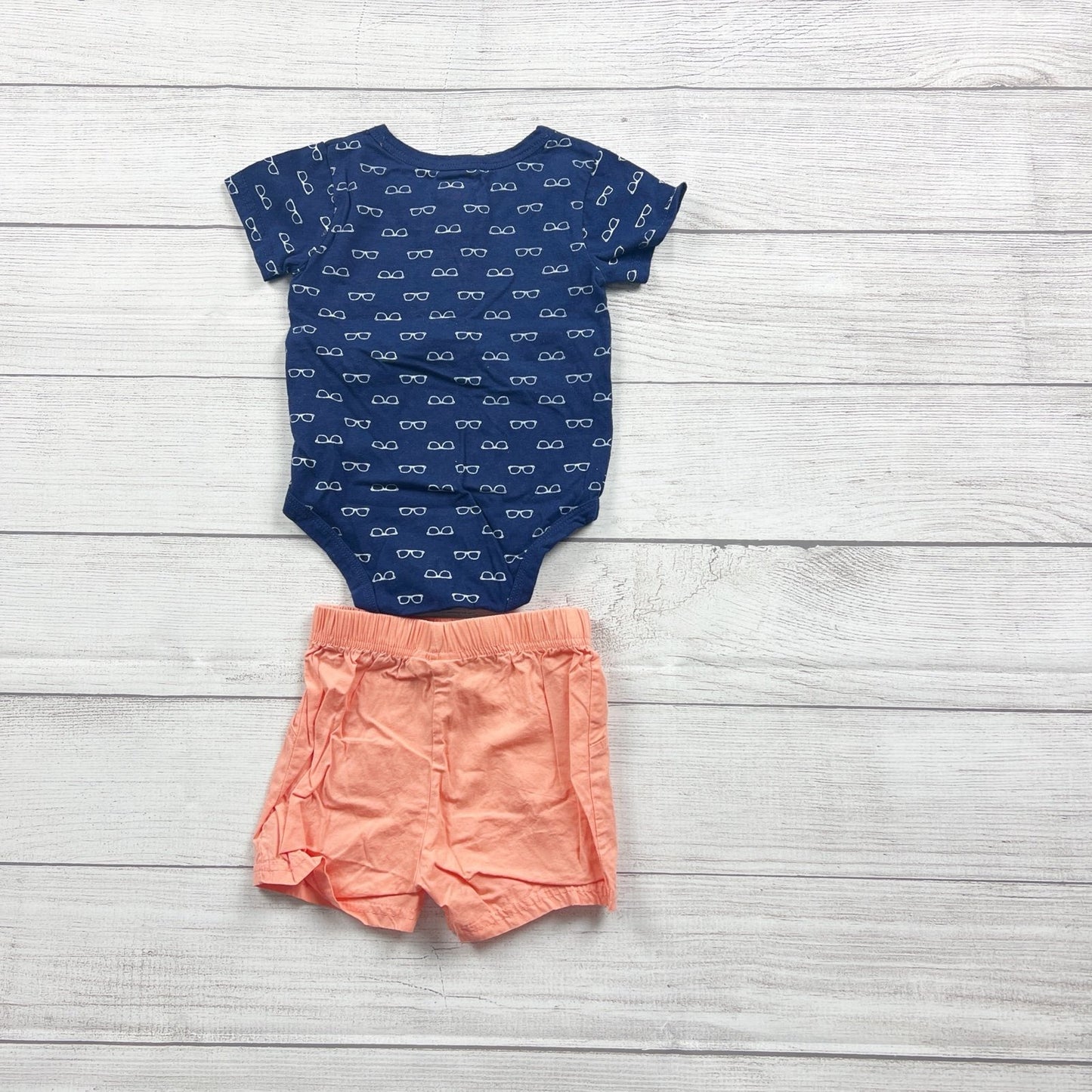 Rene Rofe Baby Boys Outfit Set Glasses Print Bodysuit Shorts 2-Piece 9-12 Months