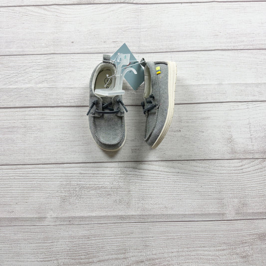 Cat & Jack Gray Canvas Slip On Boat Shoes Toddler Lightweight Casual Sole NWT 8