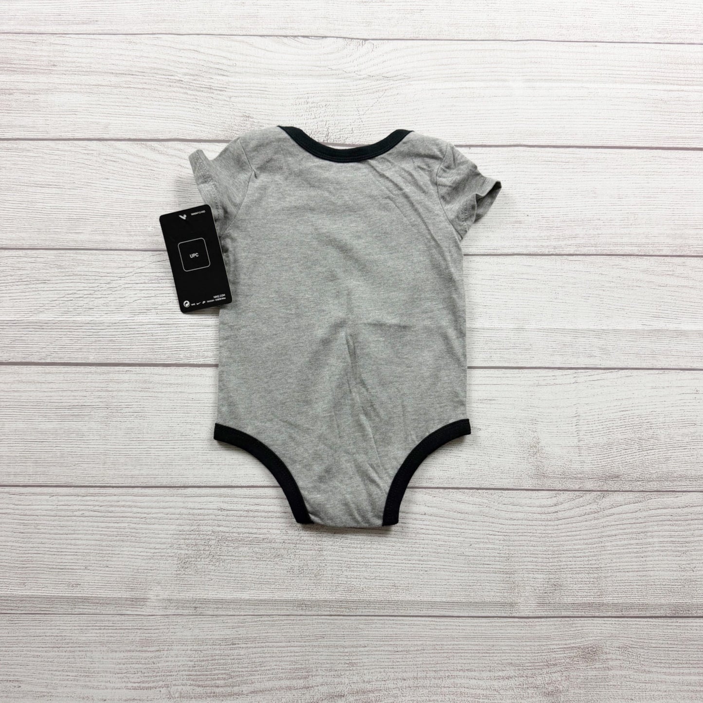 Nike Baby "I Run Things" Short Sleeve Bodysuit Gray Cotton Blend NWT 6-9 Months